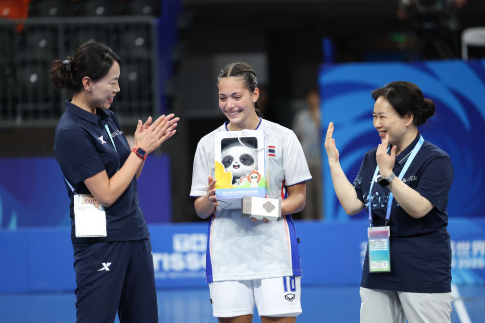 我惊讶地差, AA 我惊讶地差, AA