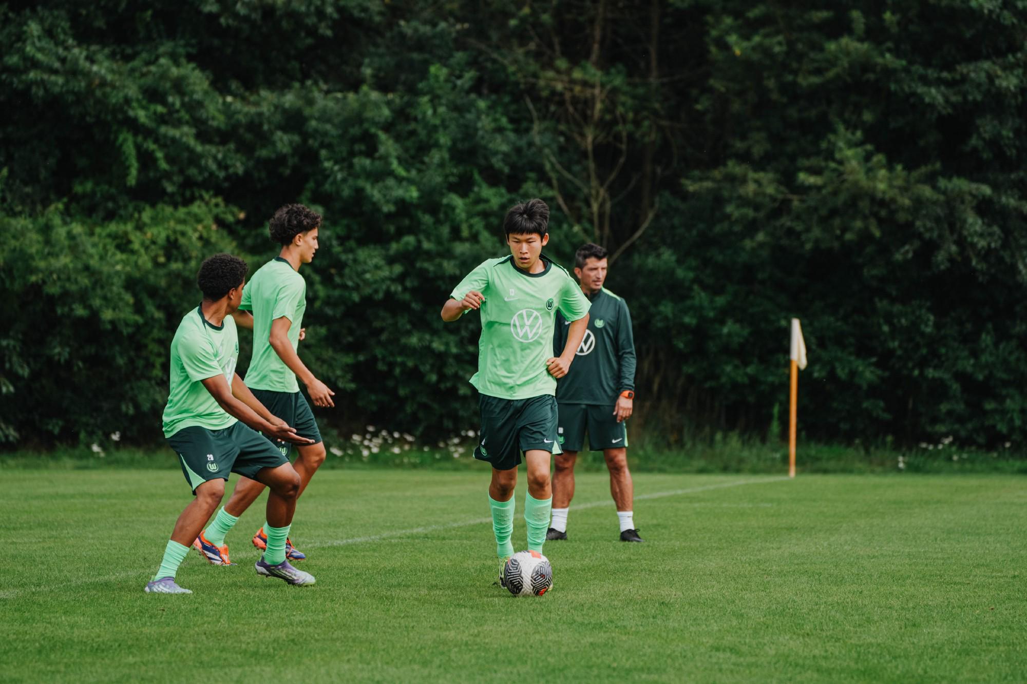 ue, 足球俱乐部, src ue, 足球俱乐部, src